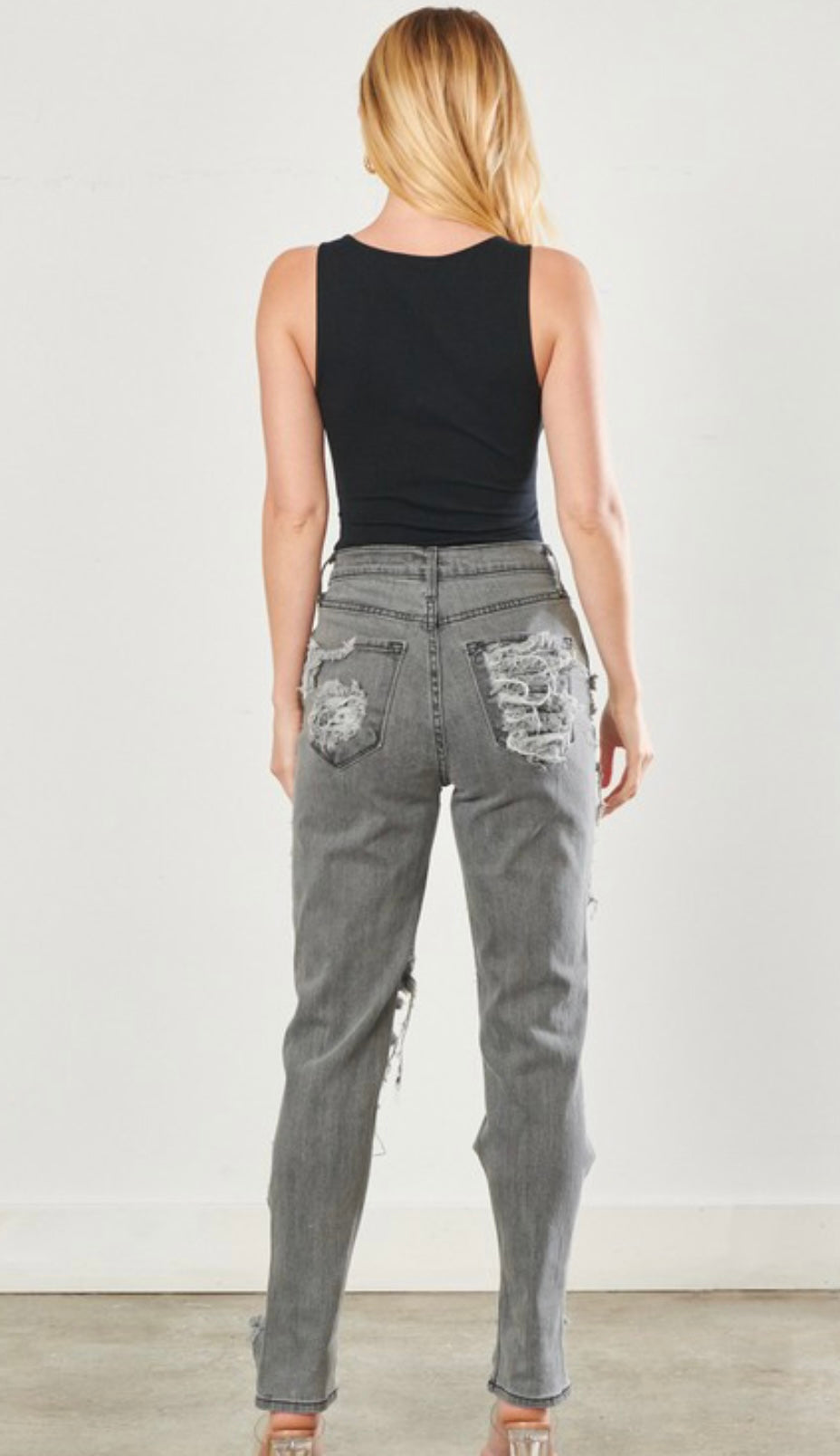 Distressed High Waisted Jeans